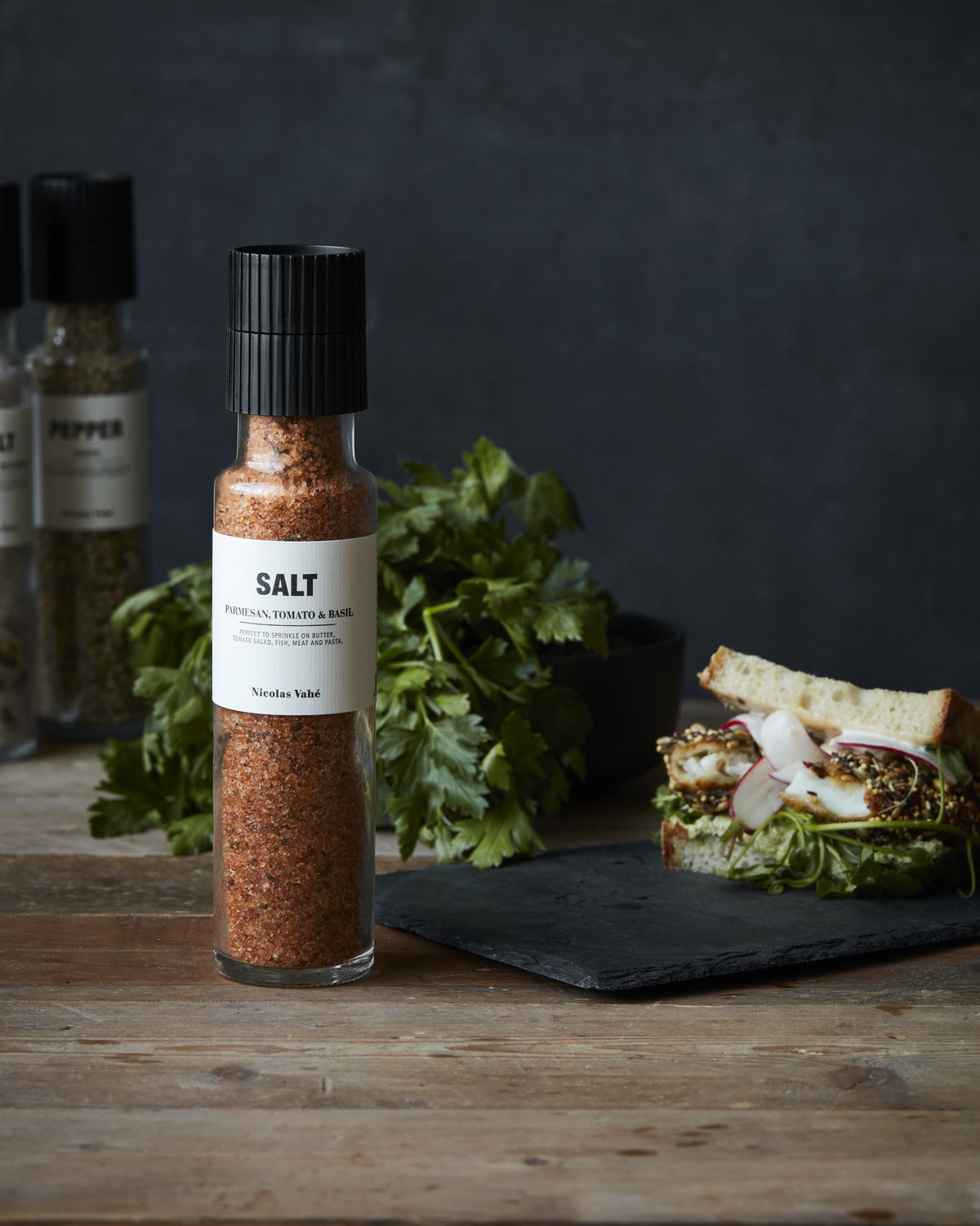 Salt - Parmesan, tomat & basil