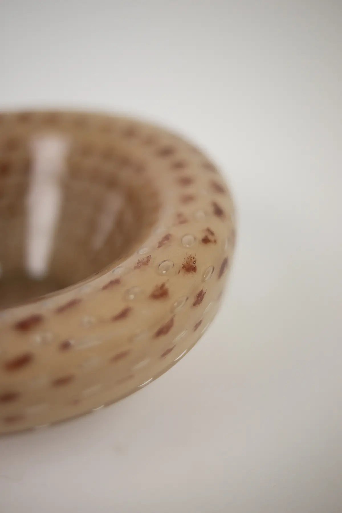 Gaston skål, vinröd