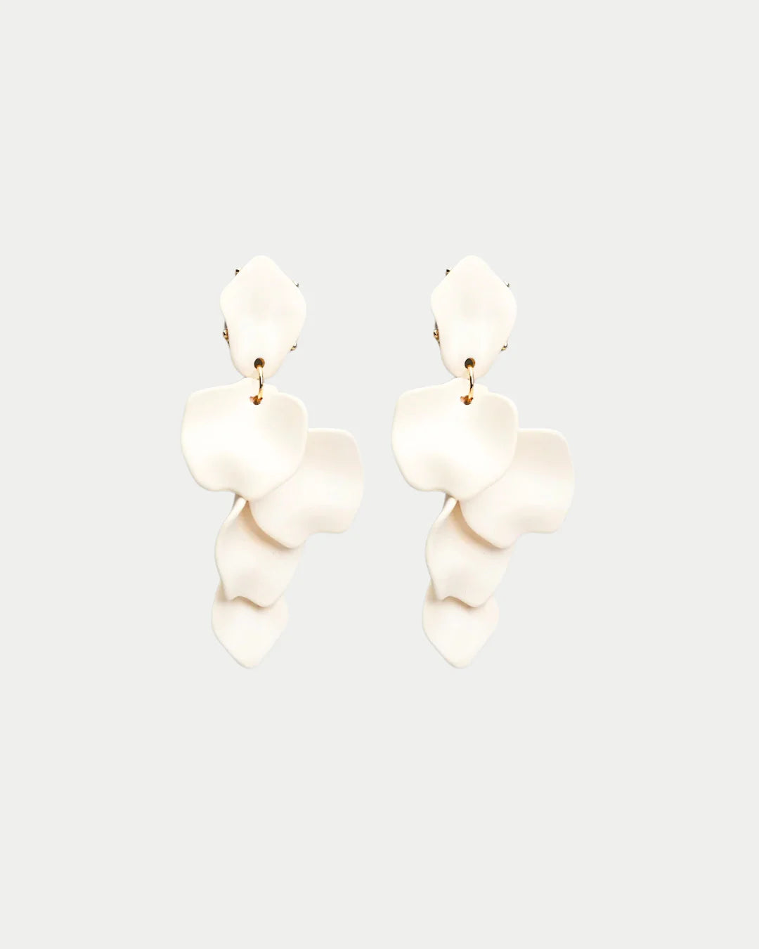 Leaf Örhängen, Vita