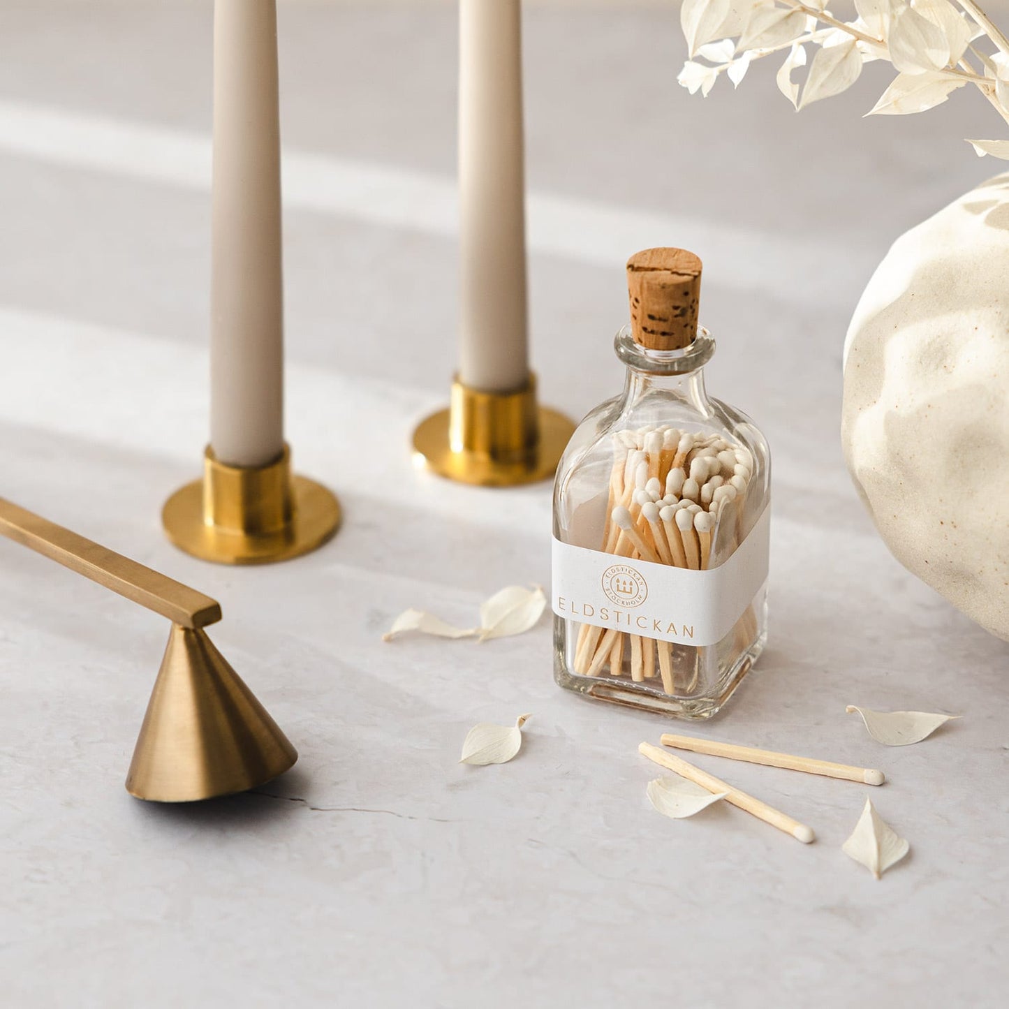 Lilla Tändsticksburk, Vit