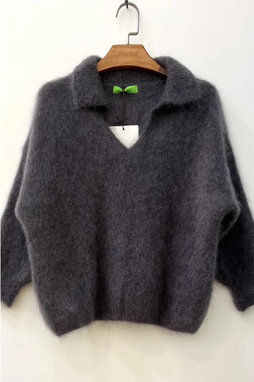 Mohair 80% Antracit, V-ringning & krage