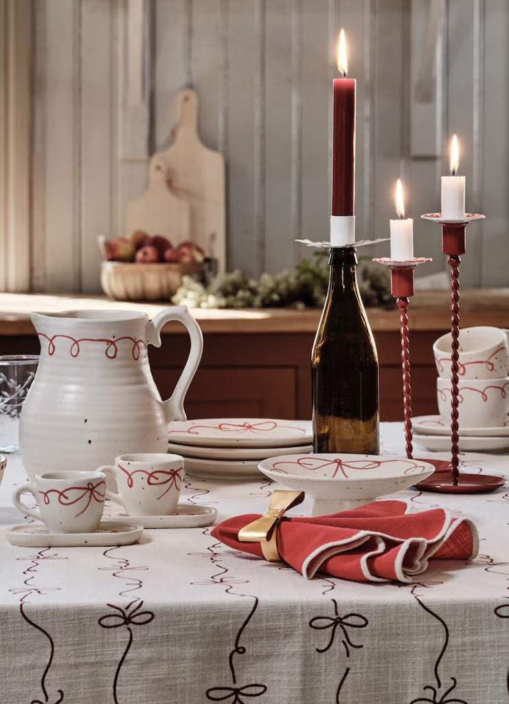 Fat på Fot Viola Rosett, Röd