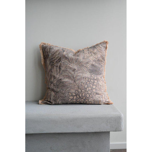 Farah Kuddfodral, Lin