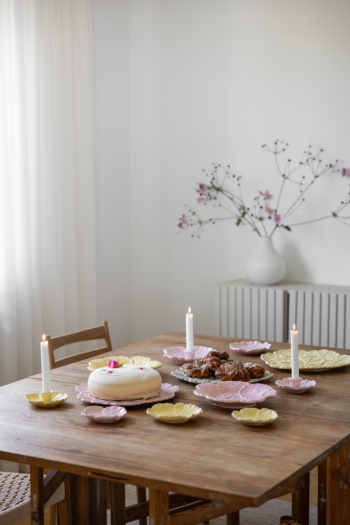 Blomster, Stort Fat, Ljusgul