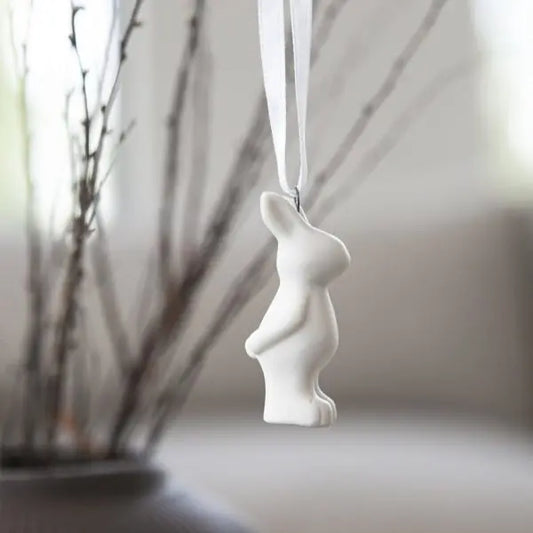 Påskhänge Emil, Vit