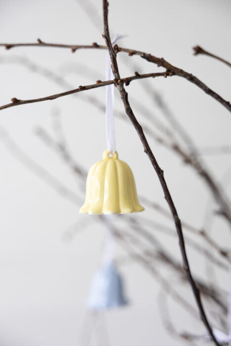 Klocklilja hänge, Gul