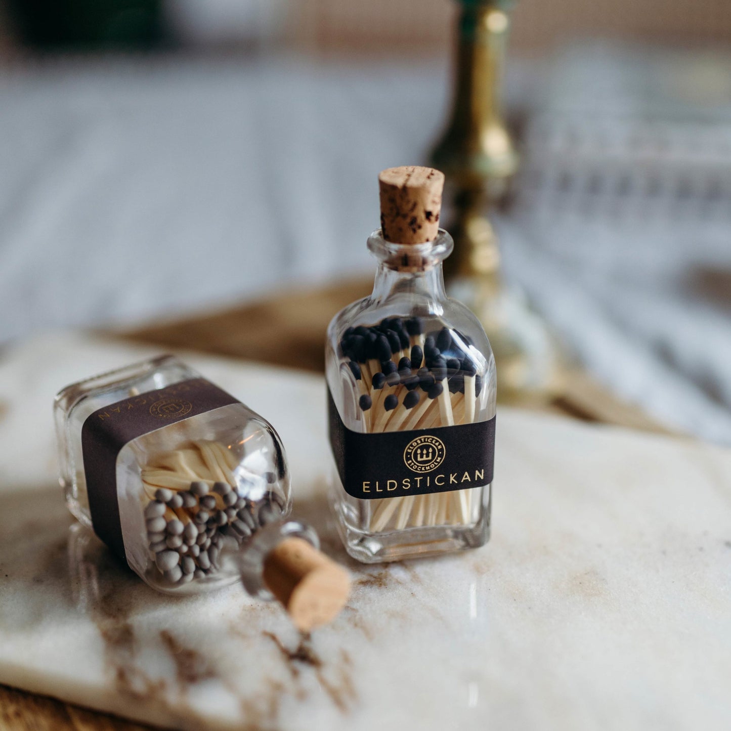 Lilla Tändsticksburk, Svart