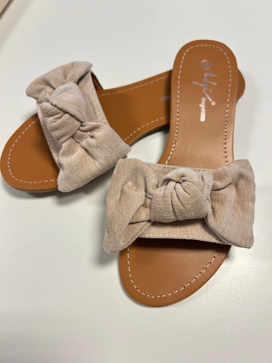 Sandaler med rosett, Beige