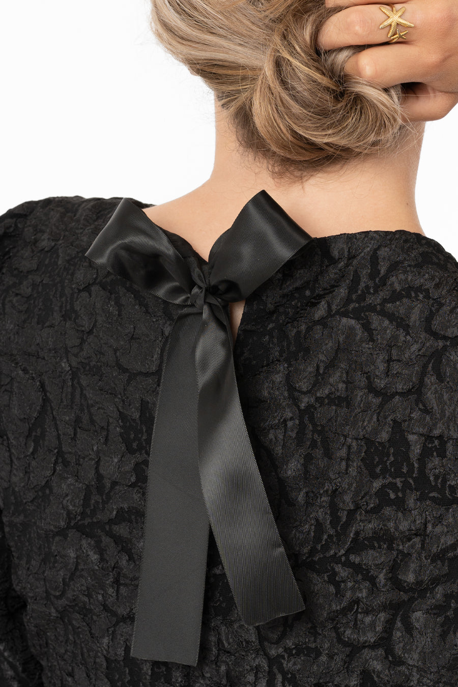 BELORA KLÄNNING SVART