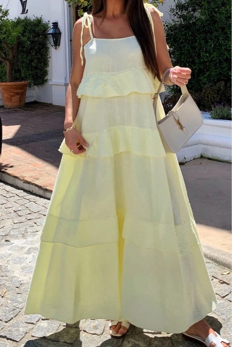 Rosie Långklänning, Med volang, Ljusgul, One Size