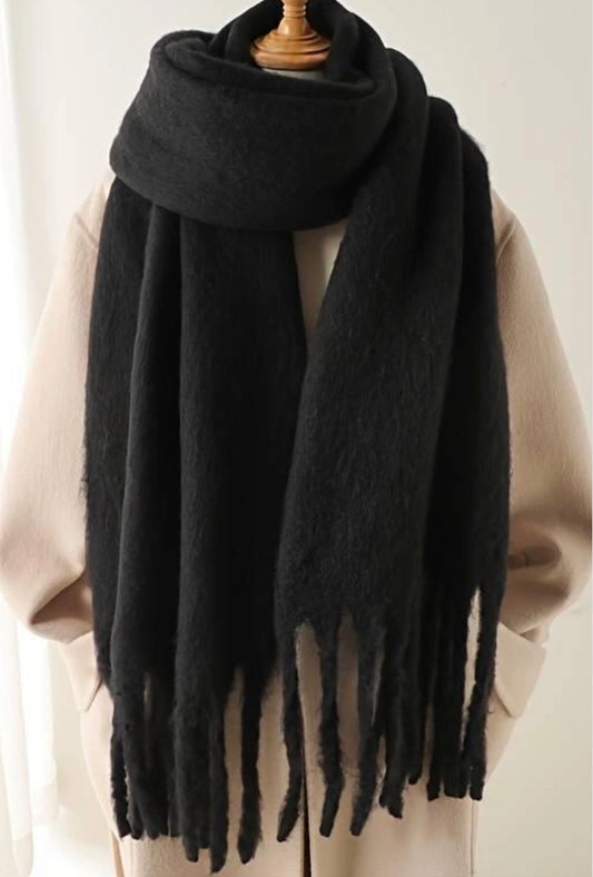 Halsduk med fransar, svart