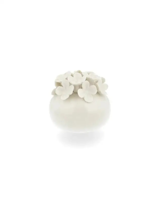 Vas Sentia, Vit med blommor