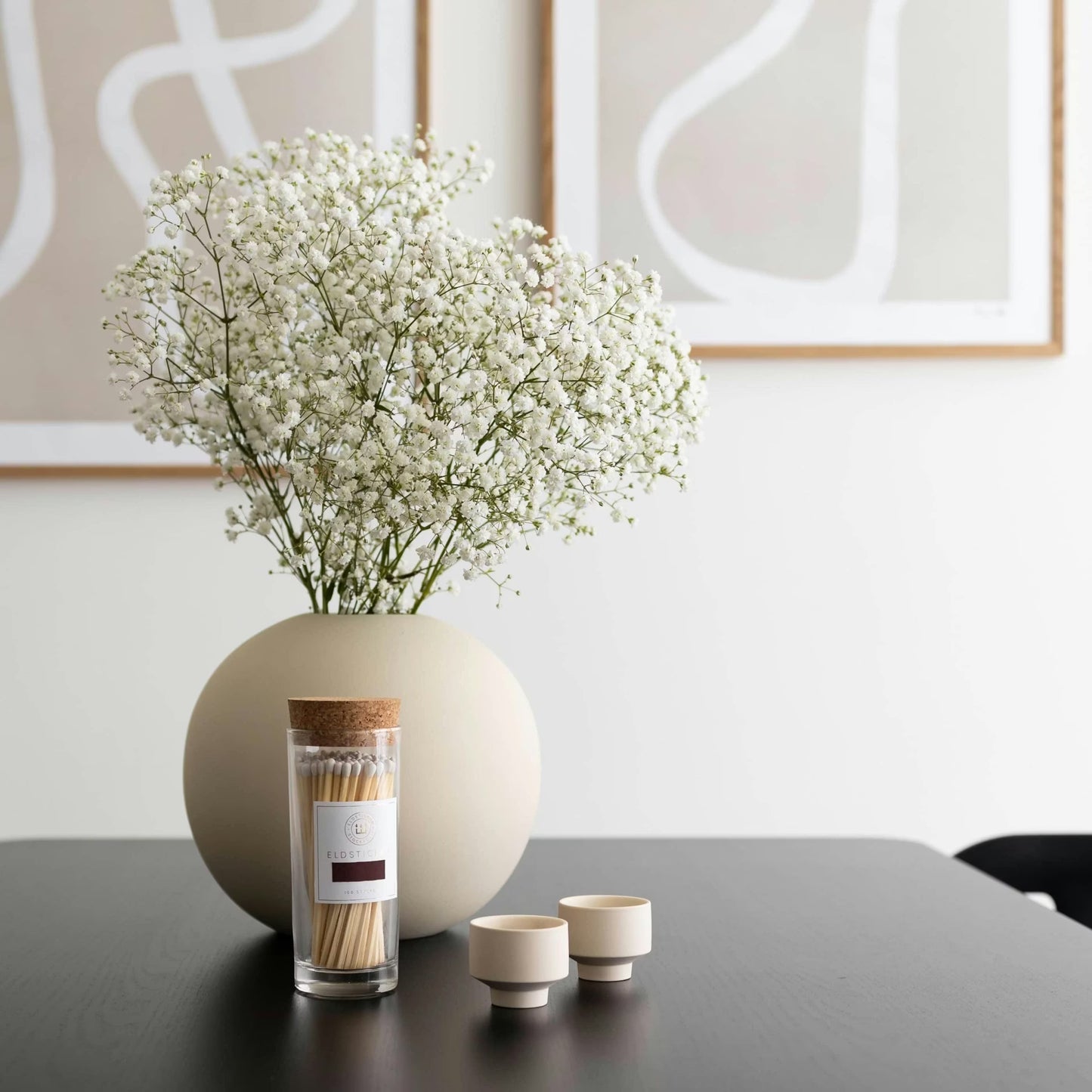 Stora Tändsticksburk, Vit