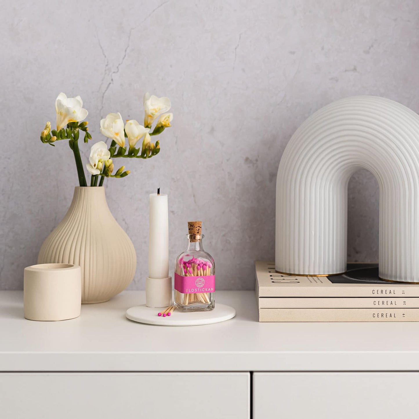 Lilla Tändsticksburk, Pion