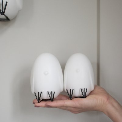 Sit Around, Kyckling,  Vit